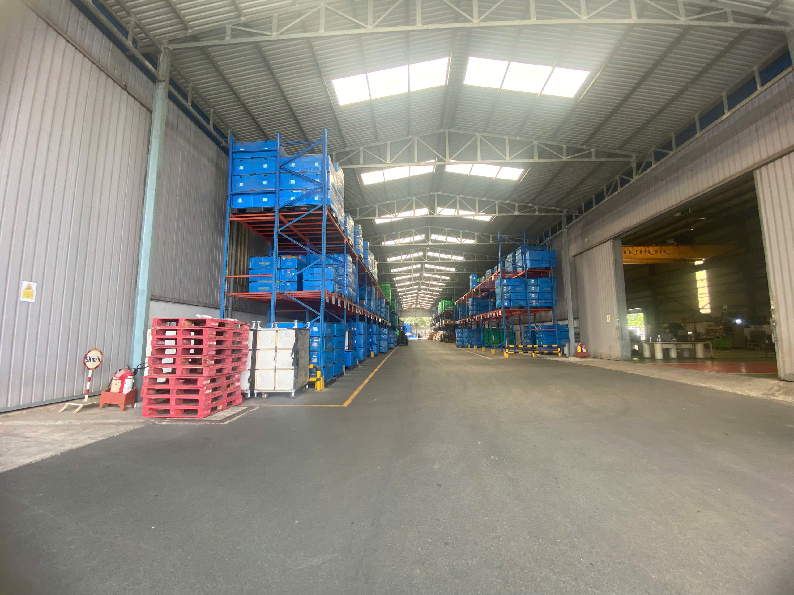 Warehouse area 1.jpg